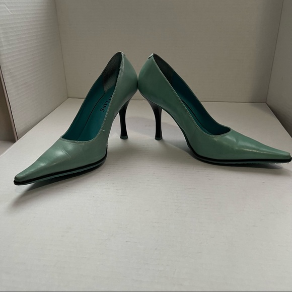 TWO LIPS TEAL GREEN PUMPS - Picture 9 of 11